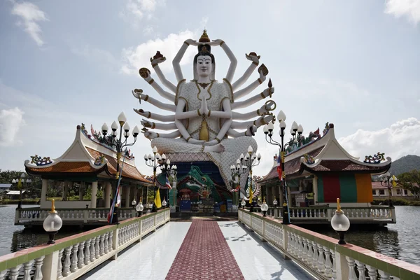 Таїланду, Ко Самуї (острова Самуї), Плай гавкотом буддійський храм (wat Плай lae — стокове фото