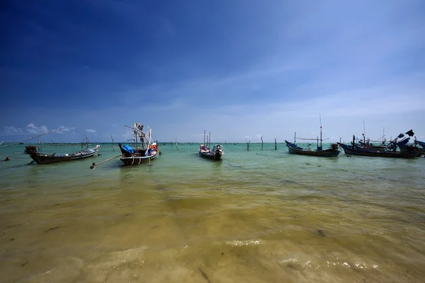 Tailandia, Koh Samui (Isla Samui), barcos de pesca locales — Foto de Stock