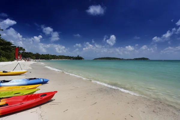 Thailand, Koh Samui (Samui Island), kayaks on a beach — Stock Photo, Image