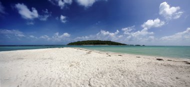 Thailand, Koh Samui (Samui Island), panoramic view of Chaweng beach and a small island clipart