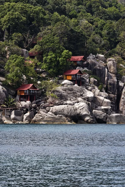 stock image Thailand, Koh Nangyuan (Nangyuan Island), view of a resort on the rocks of the island