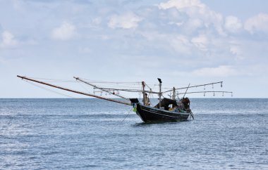 Tayland, mu koh angthong ulusal deniz parkı, yerel balıkçı tekneleri