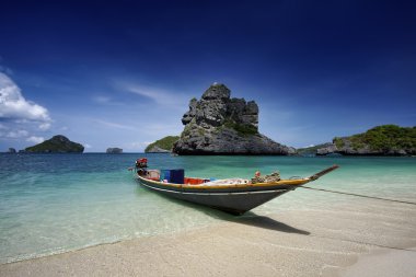 Tayland, mu koh angthong ulusal deniz parkı, yerel balıkçı teknesi