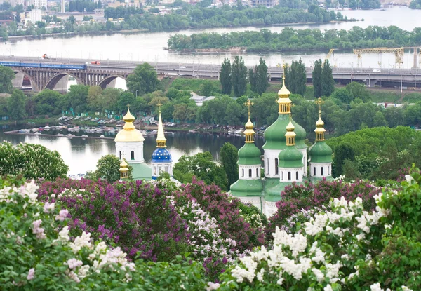 Klasztor vydubitskiy — Zdjęcie stockowe
