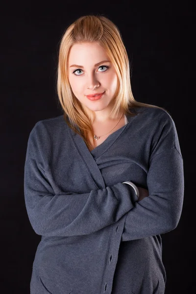 Jonge vrouw dicht omhoog studio portret — Stockfoto