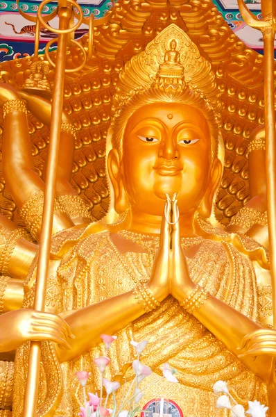 Socha Kuan-jin socha Buddhy — Stock fotografie