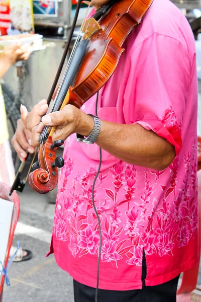 stock image Hand, played on the violin