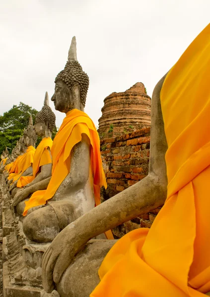 Wat yai chai mong ostry park historyczny ayutthaya w Tajlandii — Zdjęcie stockowe
