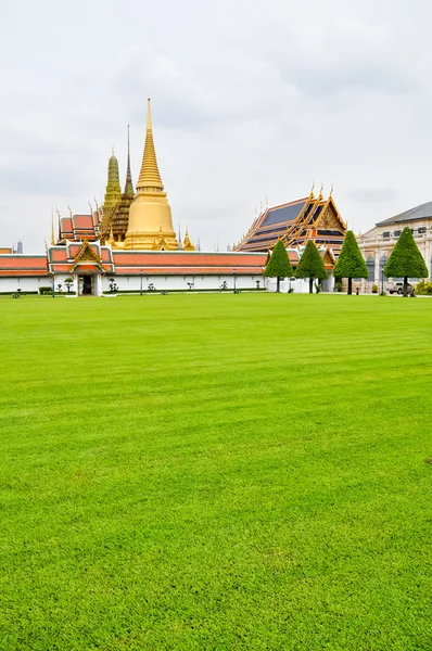 O Grand Palace Wat Phra Kaew em Bangkok, Tailândia — Fotografia de Stock