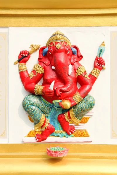 A imagem de Ganesha com cores brilhantes, a cura, Chachoengs — Fotografia de Stock