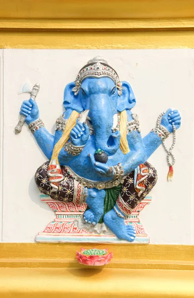 The image of Ganesha with bright colors, the healing, Chachoengs — Stock Photo, Image