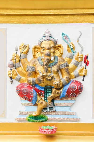 La imagen de Ganesha con colores brillantes, la curación, Chachoengs — Foto de Stock
