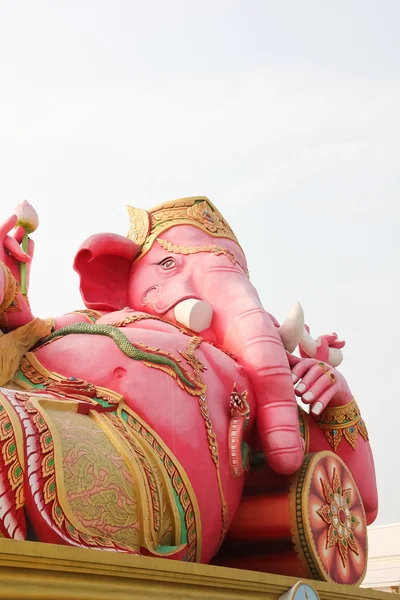 L'image de Ganesh rose Wat Samarn, Chachoengsao, Thaïlande . — Photo