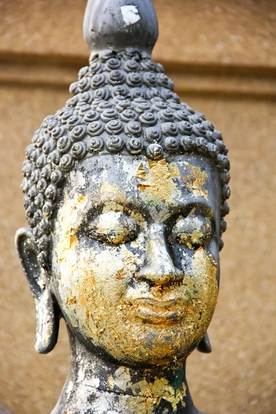 Estátuas da religião de Buda WatSamarn, Chachaengsao, Tailândia — Fotografia de Stock