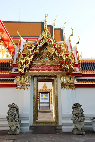 Chrám Wat pho, bangkok inthailand — Stock fotografie