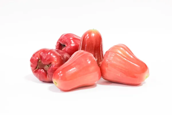 Chomphu en rose appels of geïsoleerd op witte achtergrond — Stockfoto
