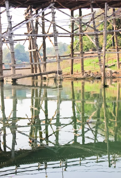 竹桥的反思 — 图库照片