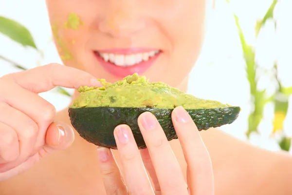 Fresh avocado mask — Stock Photo, Image