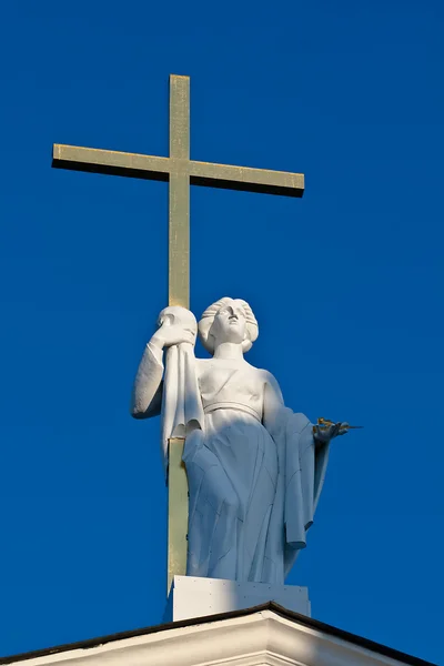 Estatua de Santa Elena en la Catedral. Vilna, Lituania . —  Fotos de Stock