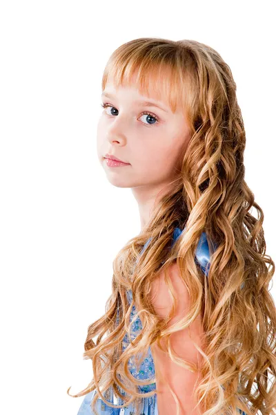 Portret przetargu teen dziewczyna z doskonałym włosy na białym tle — Zdjęcie stockowe