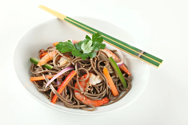 Cold Soba Buckwheat Noodle Salad — Stock Photo, Image