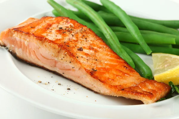 stock image Closeup of Grilled Salmon Fellet with Green Beans