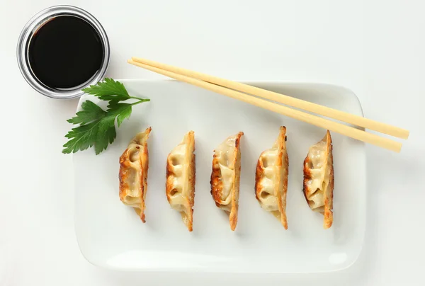 Roll of Fried Potstickers, Traditional Asian Appetizer — Stock Photo, Image