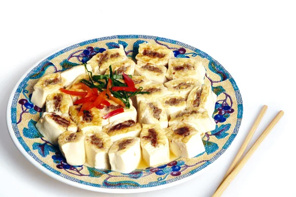 Un plat de délicieuse cuisine tofu — Photo