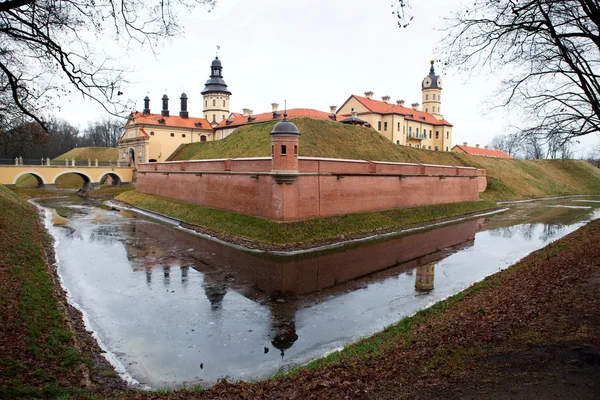 Nyaszvizsi kastély. a Belarusz Köztársaság. — Stock Fotó