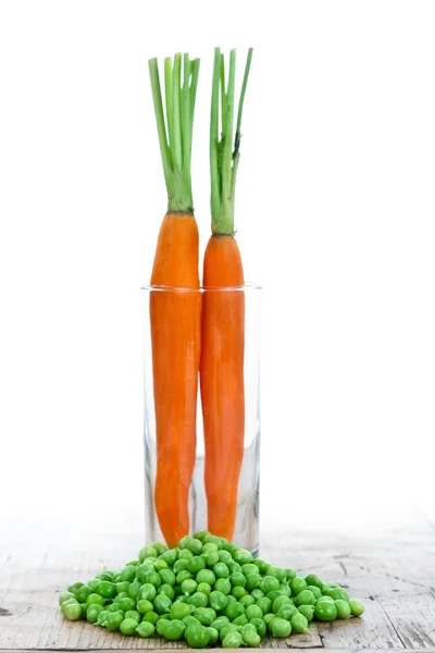 Peas and carrots for breakfast — Stock Photo, Image