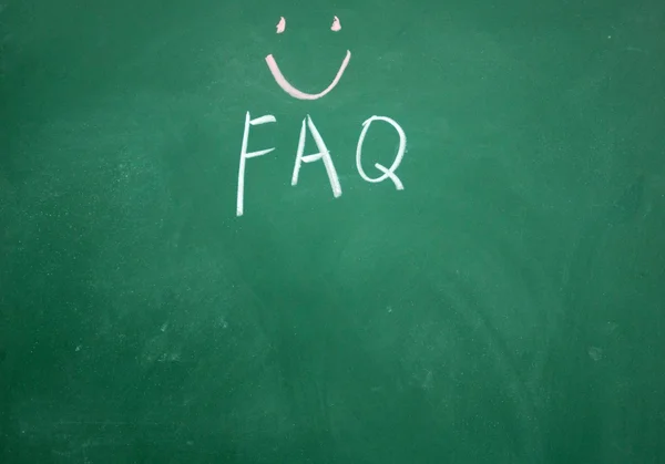 FAQ τίτλος που με κιμωλία στο blackboard — Φωτογραφία Αρχείου