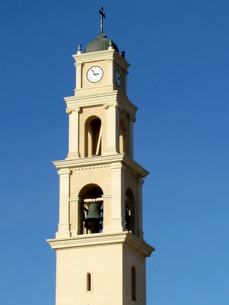 Jaffa st peter 's church glockenturm november 2011 — Stockfoto