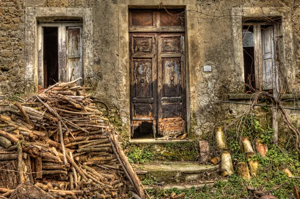 Bauernhaus zerstört: Limatola loc. cantinelle (italien) — Stockfoto