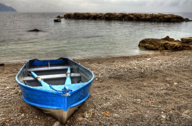 Plaj Conca dei Marini (Sa) İtalya'da tekne