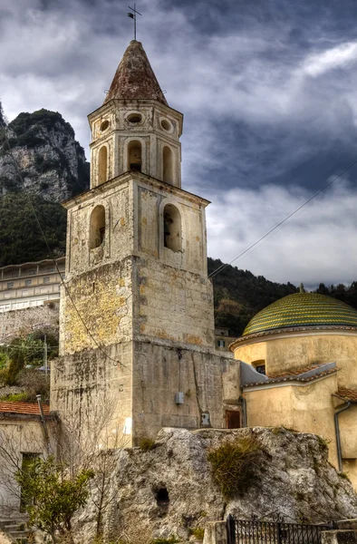 Pogerola (Amalfikust) kerk van S. Marina — Stockfoto