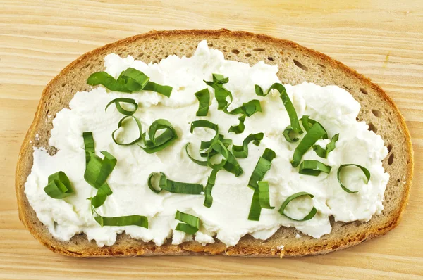 Pane con aglio selvatico e zucca — Foto Stock