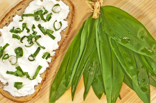 Bread with wild garlic and gourd — Stock Photo, Image