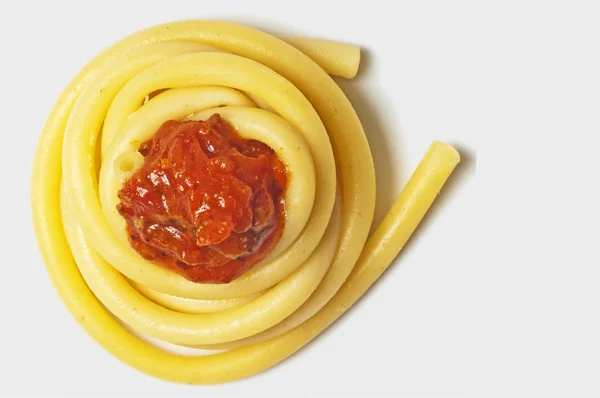 Macaroni met tomatensaus — Stockfoto