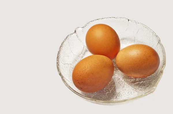 Huevo en tazón de vidrio — Foto de Stock