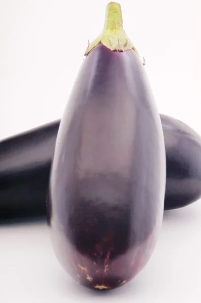 Bild av två aubergine — Stockfoto