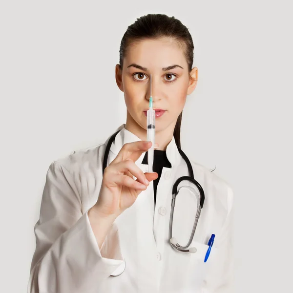 Young female doctor — Stock Photo, Image