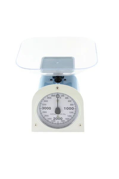 Весовые приборы для кухонной шкалы с верхнего вида спереди . — стоковое фото