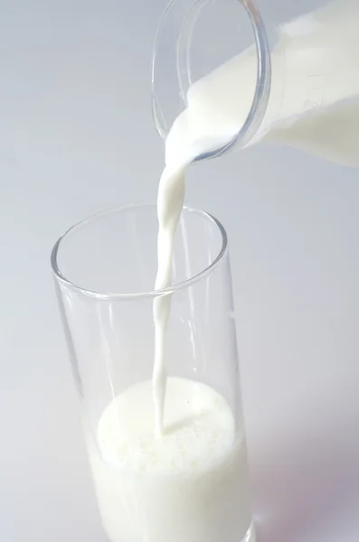 Vidrio de leche —  Fotos de Stock