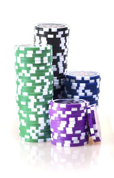 Casino fichas aisladas en el blanco —  Fotos de Stock