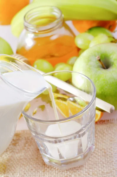 stock image Milk and fruit