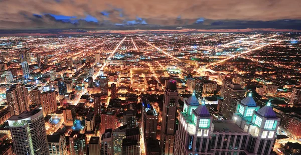 พาโนรามาเส้นขอบฟ้าเมืองชิคาโก — ภาพถ่ายสต็อก