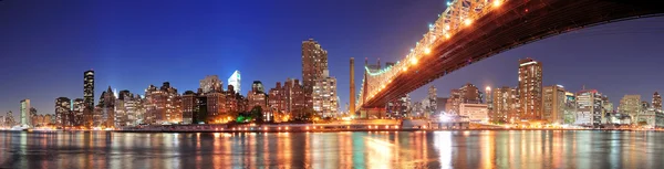 Queensboro Bridge and Manhattan — Stock Photo, Image