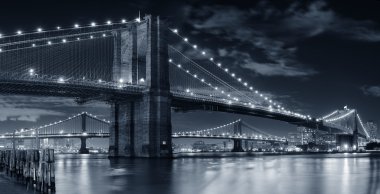 kentsel köprü gece çekimi