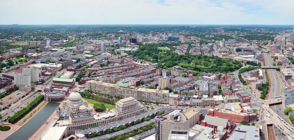 Boston mit städtischen Gebäuden — Stockfoto
