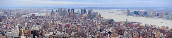 New York'un manhattan downtown gökdelenler panorama — Stok fotoğraf